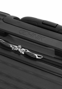 OCHNIK UNISEX czarny