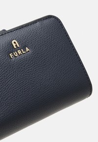 Furla CAMELIA COMPACT WALLET - Piniginė - mediterraneo/ballerina