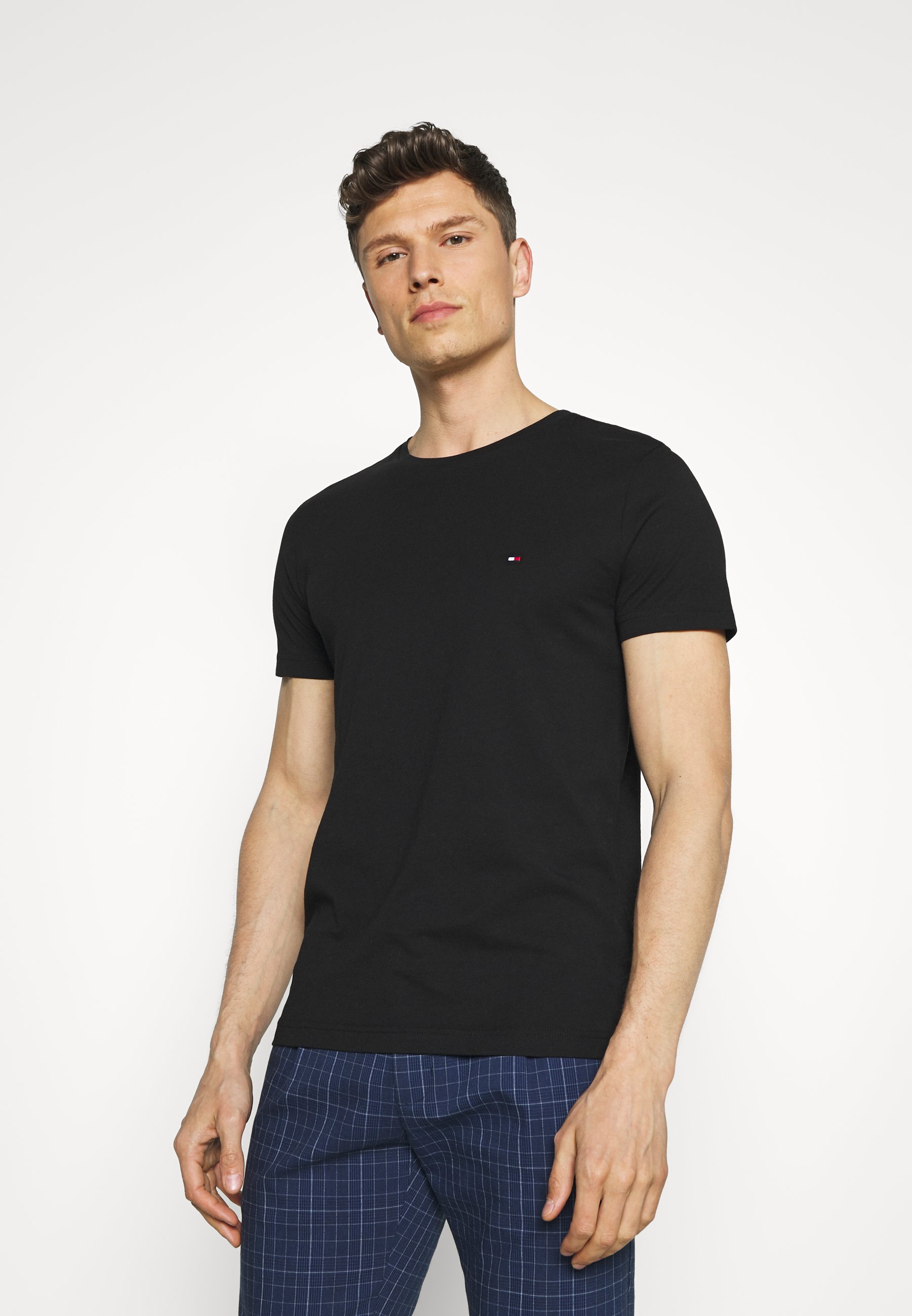 Tommy Hilfiger Th Logo Tee S/S T-Shirts à Manches Courtes Garçon Tommy Hilfiger Th Logo Tee S/S T-Shirts à Manches Courtes Garçon