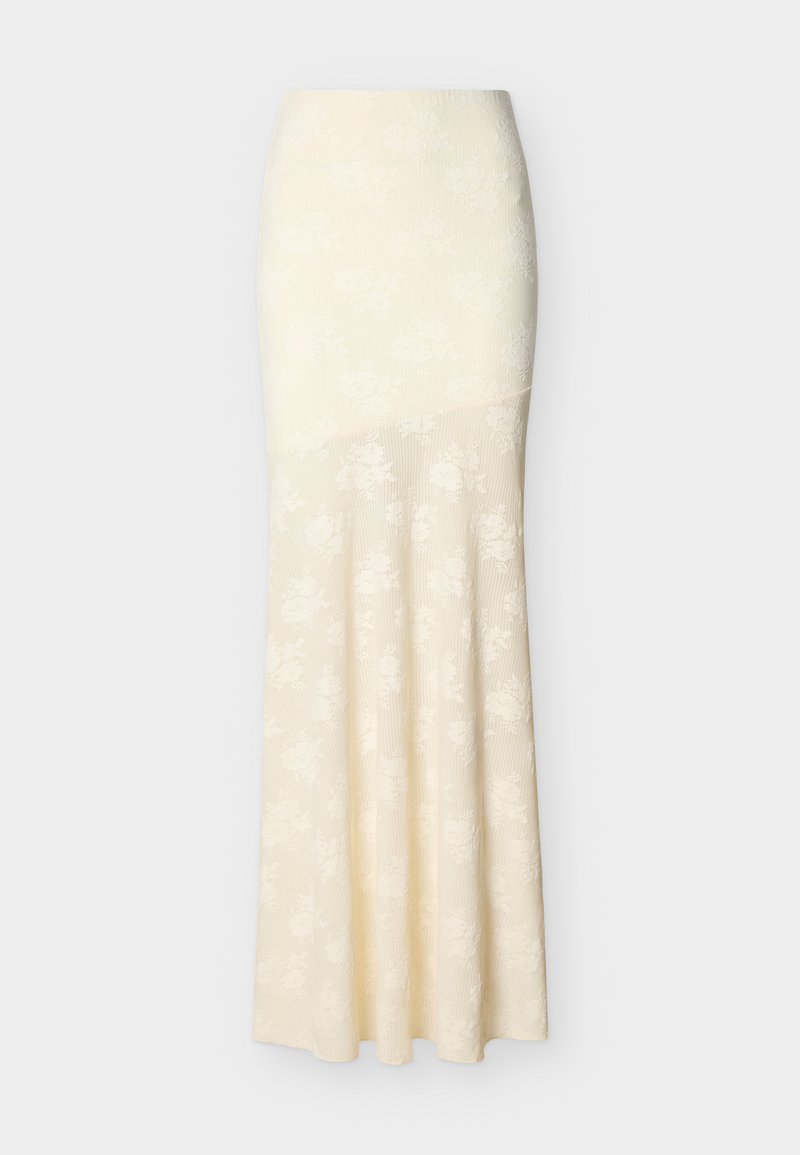 Falda larga