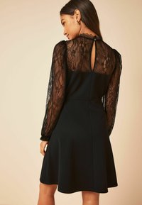 Friends Like These YOKE REGULAR FIT - Rochie de zi - black