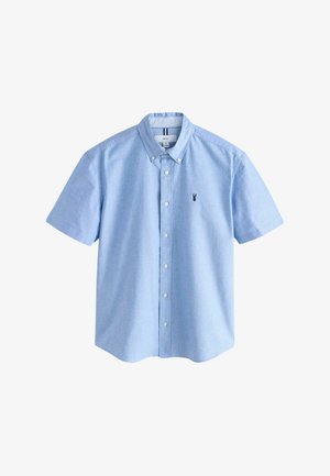 Hellblaues Kurzarm-Hemd aus Baumwolle mit kleinen, auf der Brust gestickten Logo und spitzem Kragen.