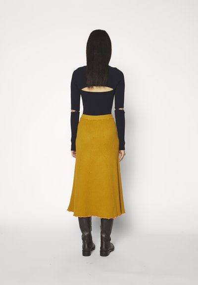 Rodebjer FLY - Φούστα σε γραμμή Α - camel