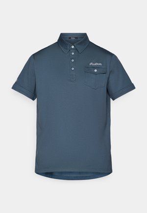 Marineblå polo skjorte med krage og tre knapper. Har en brystlomme på venstre side og subtil logo brodering. Korte ermer.