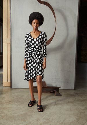 DAVID DRESS - Jersey dress - black