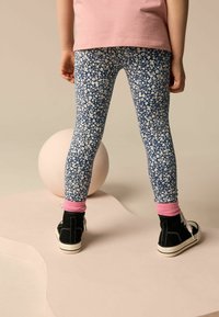 Next ANIMAL PRINT - Pajkice – hlače - blue ditsy flower