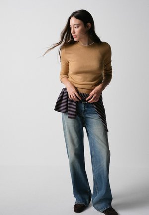 THE SET, REGULAR FIT - SOFT KNIT CREW NECK LONG SLEEVE JUMPERS 3 PACK - Jumper - caramel brown chocolate brown navy blue