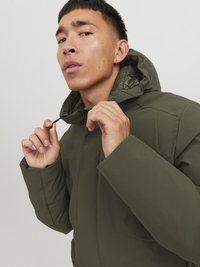 Jack & Jones PREMIUM JPRBLAKEEN JACKET - Chaqueta de invierno - grape leaf