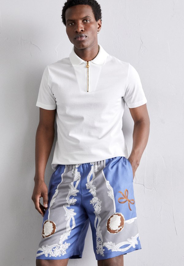 MEDUSA CAMEO PRINT - Shorts4