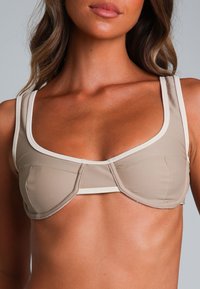 Moda Minx Bikinitop - stone