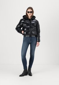 HUGO FARYNE - Vinterjacka - black
