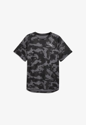 Maglietta sportiva a maniche corte con motivo mimetico nero e grigio scuro, collo rotondo e piccolo logo Puma bianco sul petto.