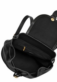 Zwarte leren handtas met een gestructureerde afwerking, gouden hardware, een ritsvak en een ruime binnenkant met een gladde voering.