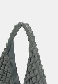 PULL&BEAR SHOPPER - Shoppingväska - grey