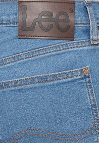 Lee DAREN ZIP FLY - Calças de ganga de perna direita - light worn