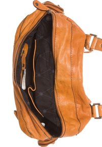 Sac messager en cuir marron clair avec fermeture éclair, doté d'une doublure intérieure noire, de multiples poches et d'une bandoulière réglable pour le transport.