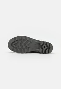 Pier One Stivali di gomma - black