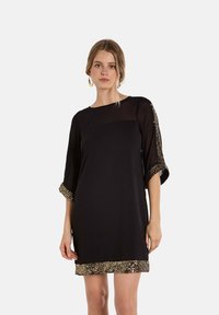 Apricot Robe de jour - black