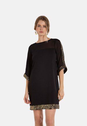 Apricot Day dress - black