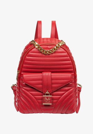 Rote gesteppte Tasche mit goldenem Kettenhenkel, Frontklappenfach und goldenen Schloss, mit der Aufschrift "19V69 Italia."