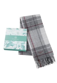 Viktskräddad grå rutig halsduk med röda och vita linjer bredvid en grön och vit blommönstrad presentask från Victoria Hyde London.