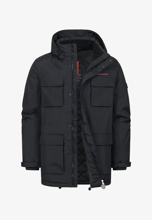 Svart jacka med huva, dragkedjestängning och flera framfickor. Texturerad inredning och märkestagg synlig.