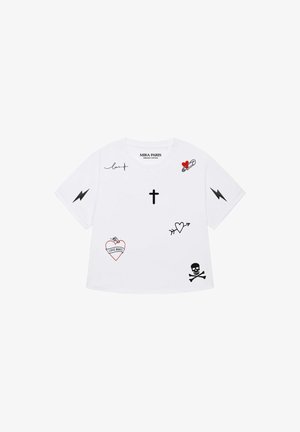 Mira Paris, TATTOO MI AMOR OVERSIZED ROLL UP TEE 26 - T-shirt imprimé - white