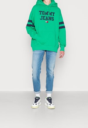 Tommy Jeans Mikina s kapucí - green