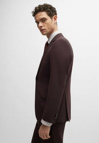 BOSS HUGE - Completo - open red two