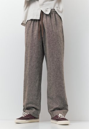 PULL&BEAR RUSTIC - Pantaloni - dark brown