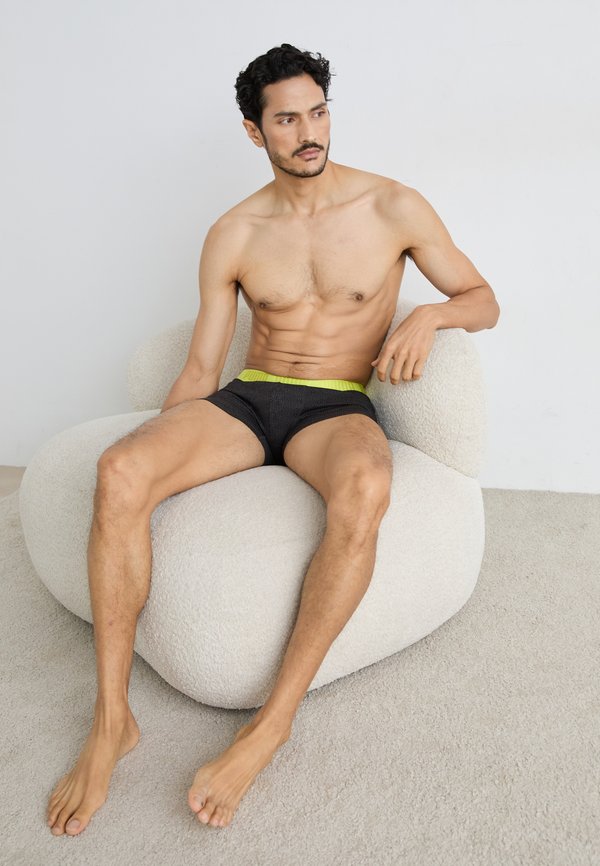 MEN ECOM 3 PACK - Trunks