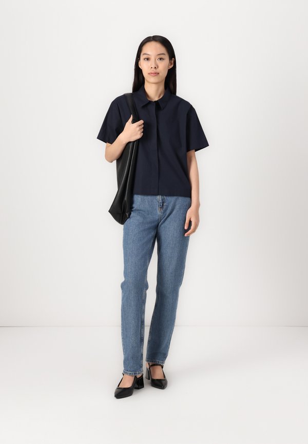 BOXY SHIRT WITH PLACKET DETAIL - Button-down blouse2