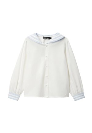 Blouse blanche à manches longues avec col marin et poignets ornés de fines rayures bleu clair, fermeture à boutons sur le devant, et manches légèrement bouffantes.