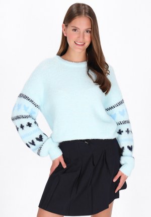 - Sweter
