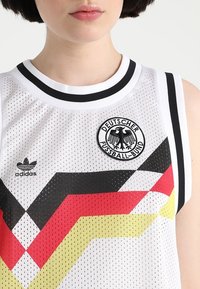 adidas Originals Vapaa-ajan mekko - white