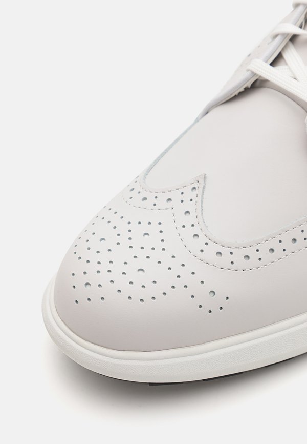 FAIRWAY BROGUE - Golf shoes3