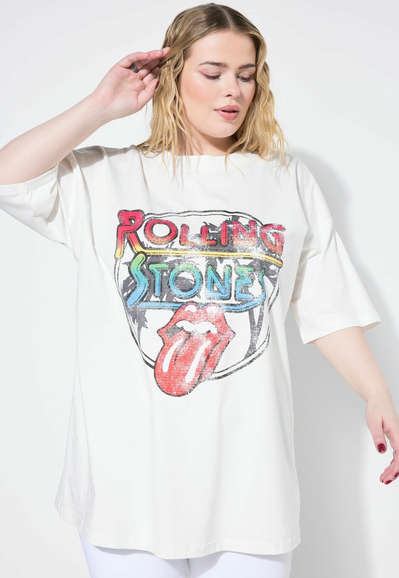 Hvid oversized t-shirt med et multicolor Rolling Stones logo grafik og et rød tunge design, lavet af blødt bomuldsstof.