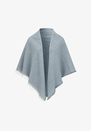 Lyseblåt uldtørklæde med frynser på kanterne, draperet for at vise åben front og blød tekstur mod hvid baggrund.