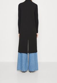Pieces Weste - black