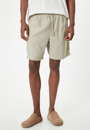 BERMUDA  - Shorts - brown