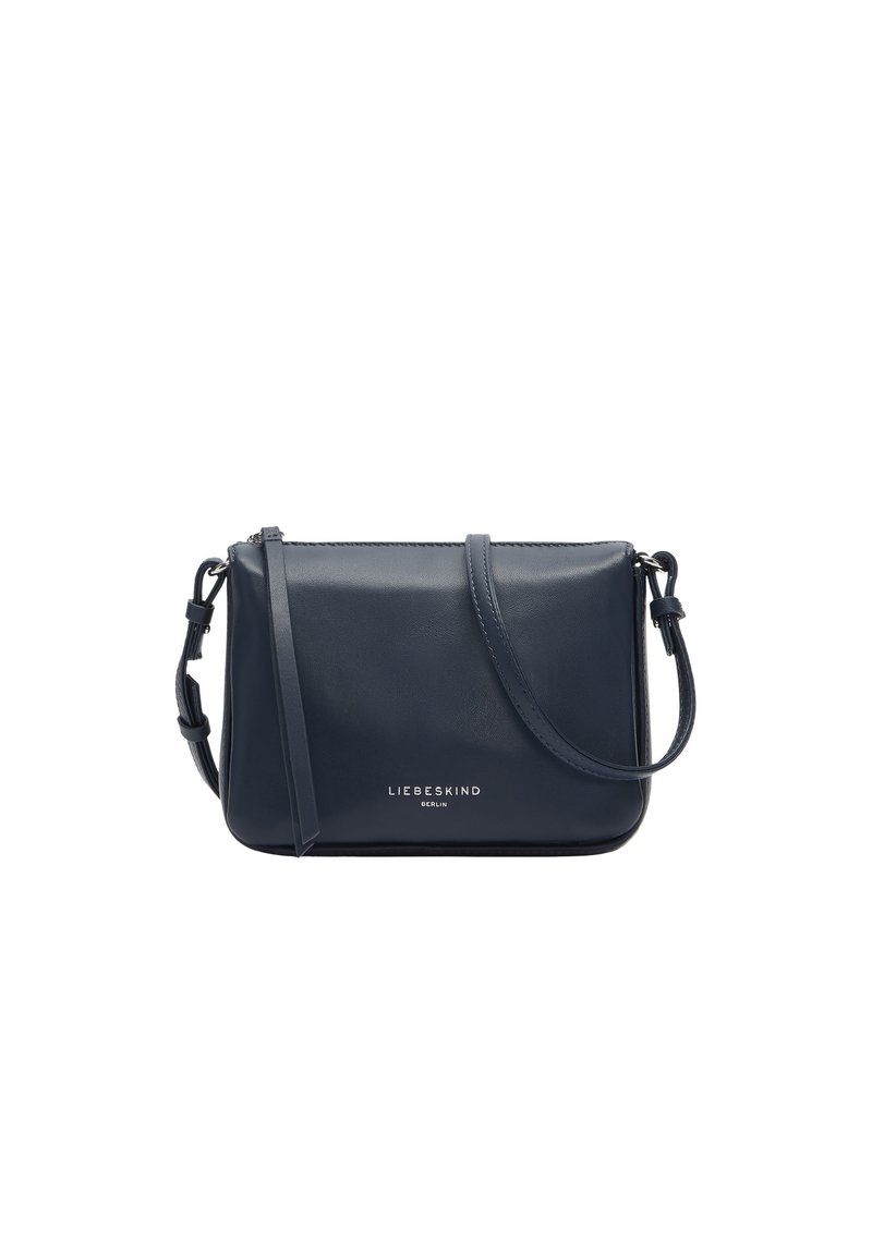 Borsa a tracolla in pelle blu navy con tracolla regolabile, chiusura con cerniera e logo "Liebeskind Berlin" sul davanti.
