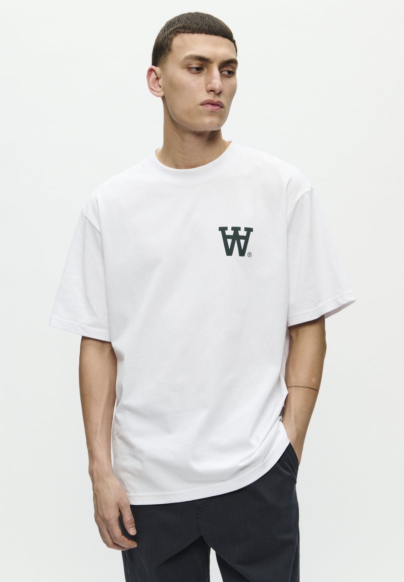 DOUBLE A BY W.W. LIAM AACHEST - T-shirt con stampa - bright white