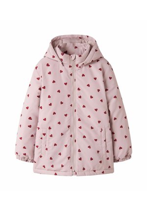Veste enfant rose clair à capuche avec motif de cœurs rouges, fermeture éclair à l'avant, poignets élastiques et deux poches avant.