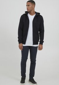 11 Project PREDMOND - Sweat zippé - black
