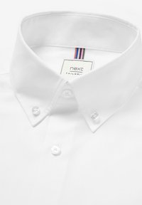 Next Ing - white