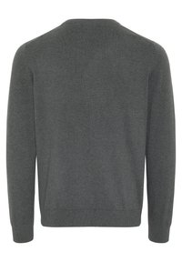 Pull gris foncé à manches longues et col rond, avec poignets et ourlet côtelés, vu de dos sur un fond blanc.
