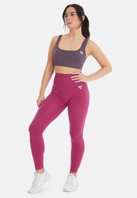 SQUATPROOF SCRUNCH DELUXE HIGH WAISTED - Tajice-hlače - red