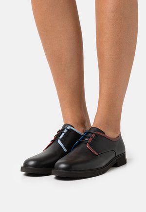 IMAN - Cipele s vezicama - black