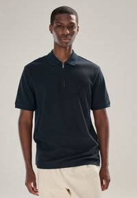 Next REGULAR FIT - TEXTURED ZIP NECK  - Poloshirt - navy blue