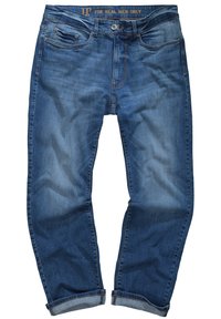 Vaqueros de mezclilla azul con corte recto, diseño de cinco bolsillos, ligero desgaste y puños doblados. Presenta una etiqueta de cuero en la cinturilla.